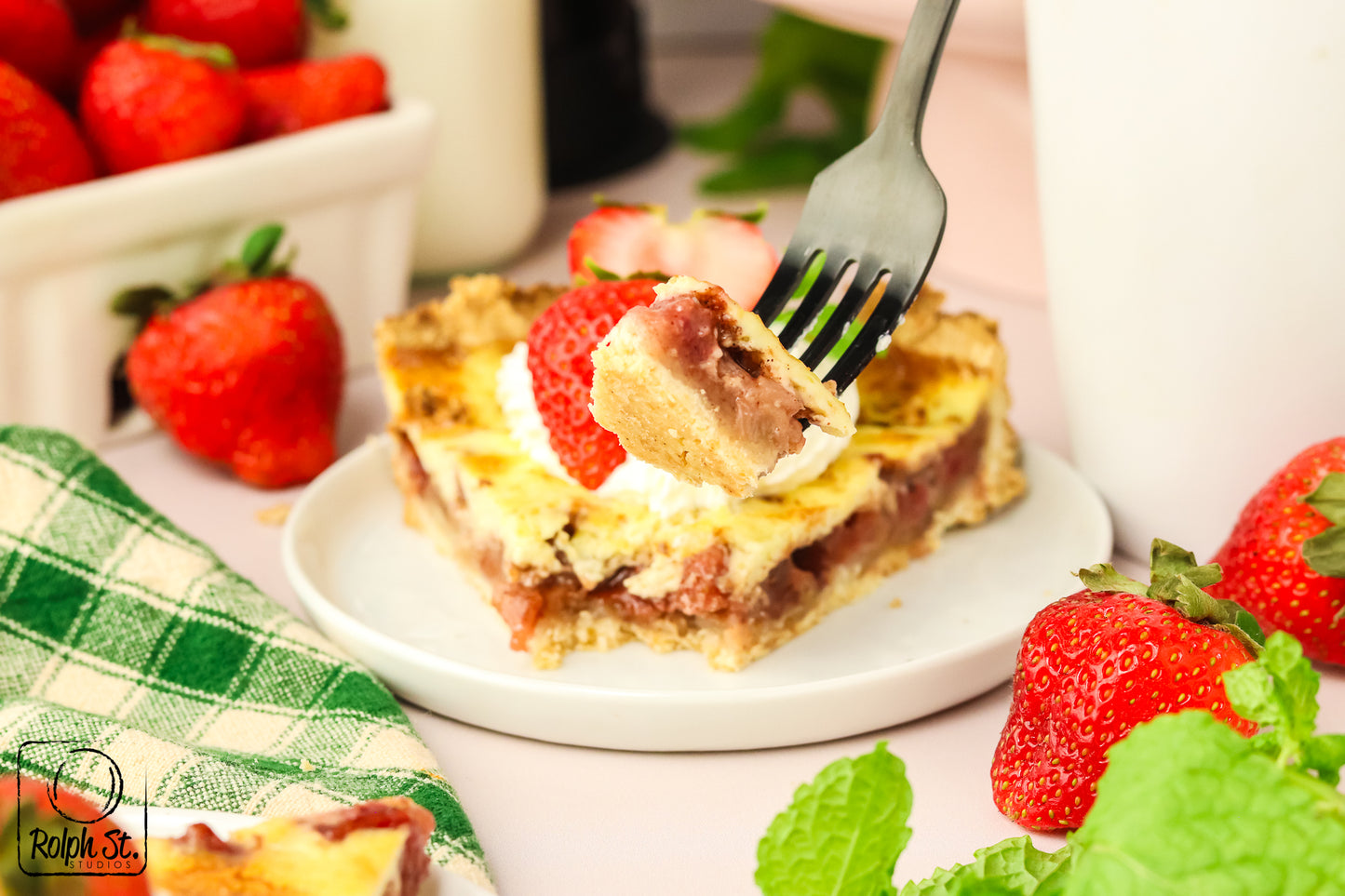 Semi Exclusive Strawberry Kuchen